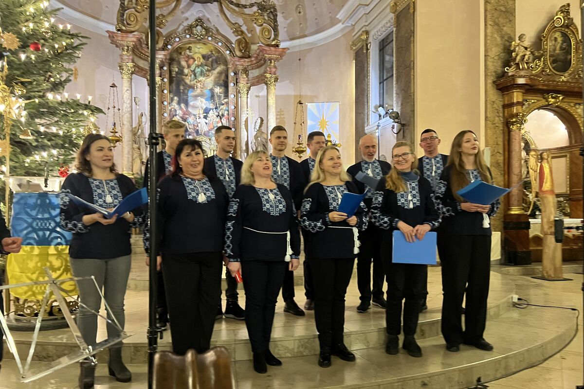 Різдвяний фестиваль колядок «Різдвяна Зірка» в Оффенбасі