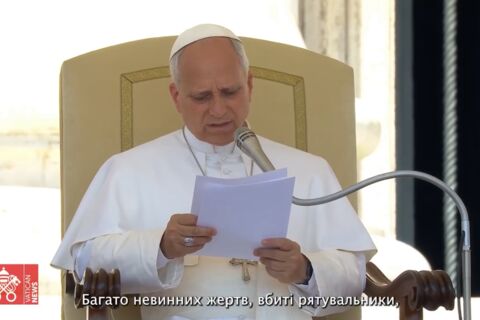 Папа: прошу всіх молитися за припинення війни в Україні
