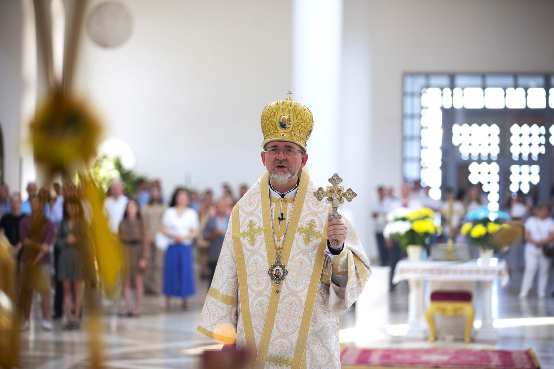 Владика Богдан у Патріаршому соборі: «Вчімося від сотників сьогоднішнього дня сильної та живої віри, з якої проросте велике дерево надії»