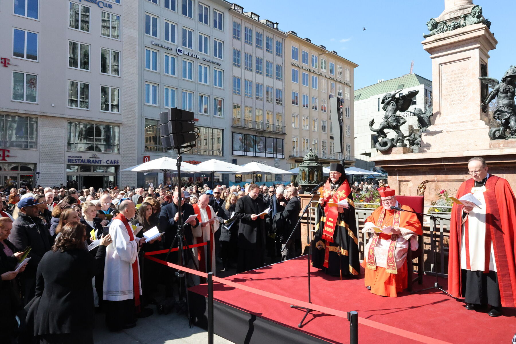 Bischof Dr. Bohdan nahm am „Kreuzweg der Völker" in München teil