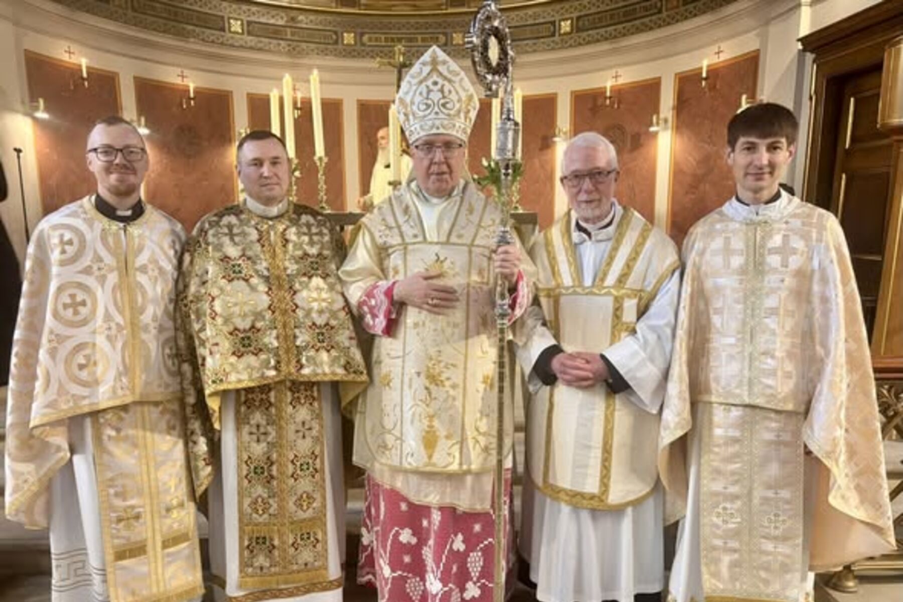 Drei ukrainische Priester nahmen an der Chrisam-Messe in Dänemark teil