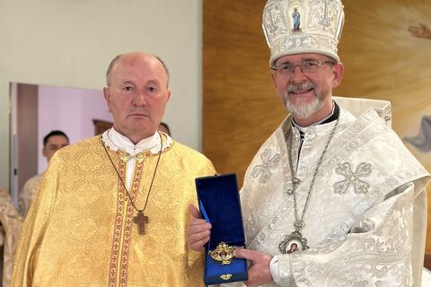 П'ять років служіння — священники Апостольського екзархату привітали владику Богдана з річницею інтронізації