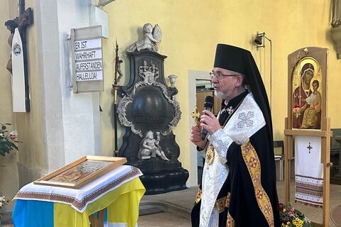 Владика Богдан відвідав українську громаду в Ерфурті: зустріч, молитва і слово пастиря в час війни