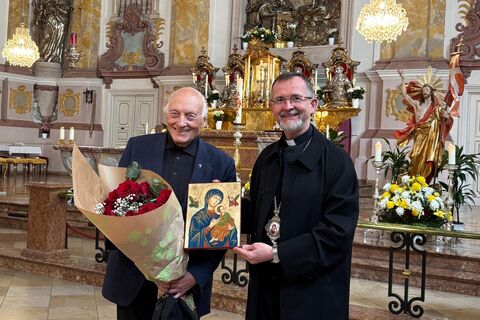 Bischof Dr. Bohdan gratulierte Herrn Prälat Prof. Dr. habil. Lothar Waldmüller zum 90. Geburtstag – ein Freund und Miterbauer der ukrainischen Gemeinde in München