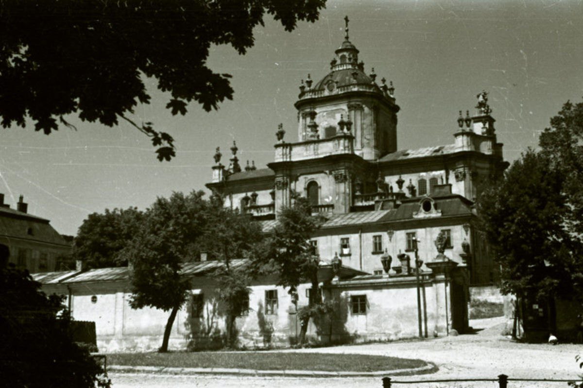 «Невдала імпреза»: 15 цікавих фактів про Львівський псевдособор