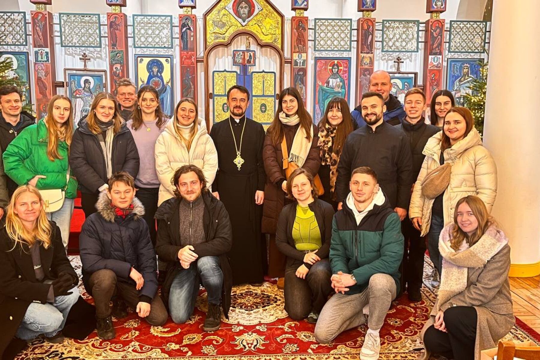 Молодь Апостольського екзархату бере участь у новорічній зустрічі Тезе в Парижі