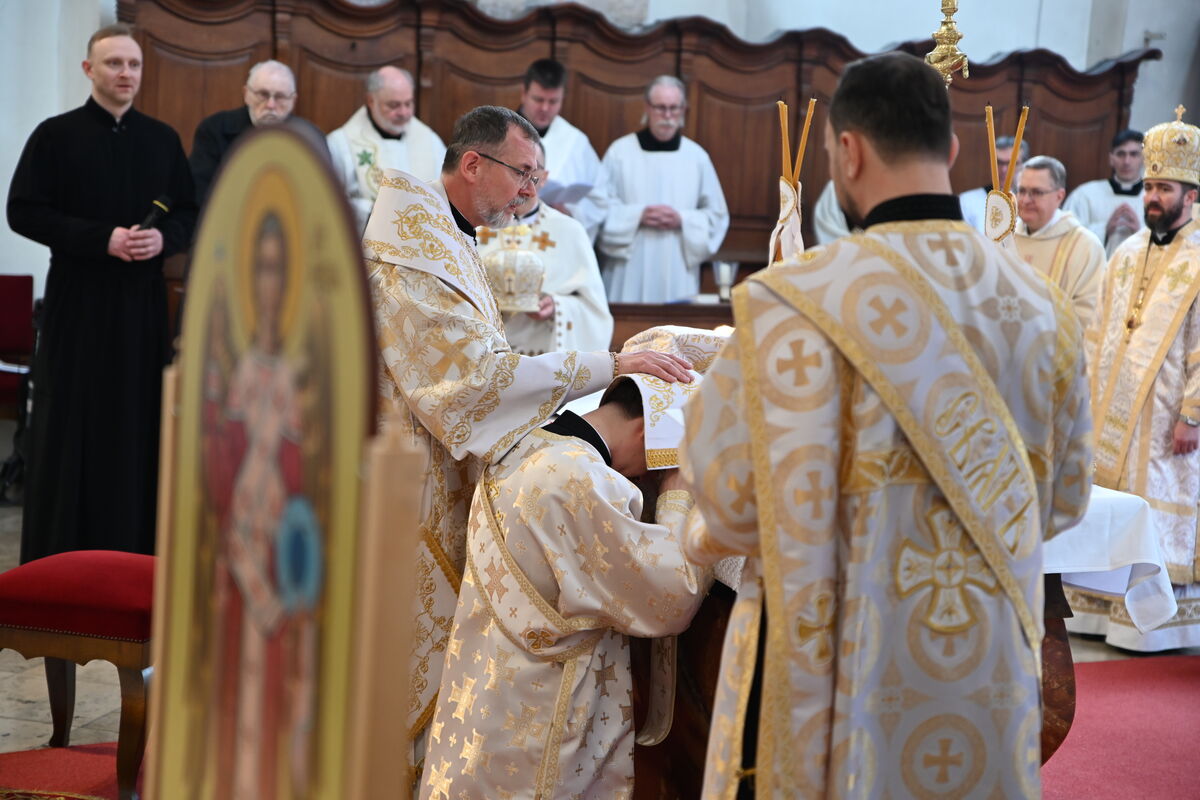Priesterweihe von Diakon Ivan Kolodii in Fulda