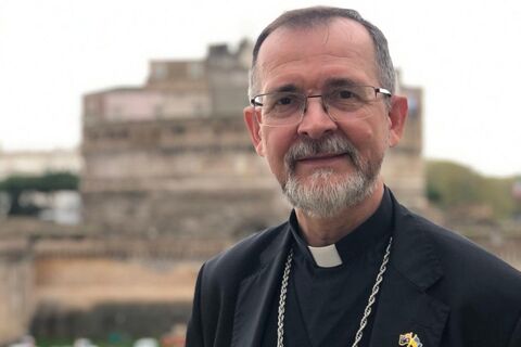 Владика Богдан в інтерв'ю для Радіо Ватикану: Церква — опора для українських біженців